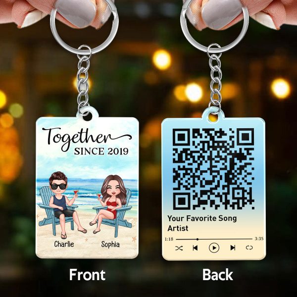 Doll Couple Sitting At Beach Favorite Song Scannable QR Code Personalized Acrylic Keychain Online Sale - Image 3